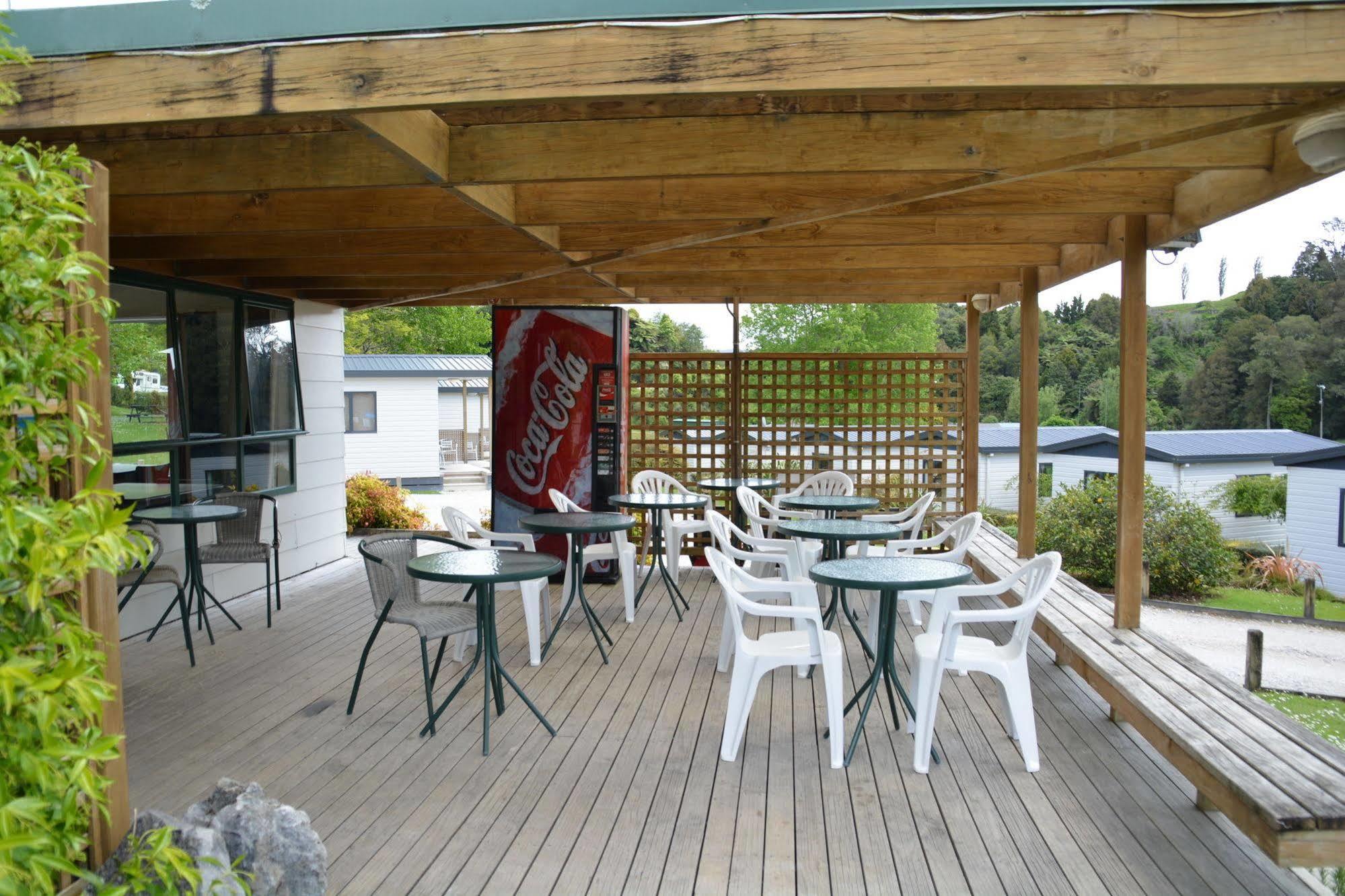 Waitomo Top 10 Holiday Park Cavernas de Waitomo Exterior foto
