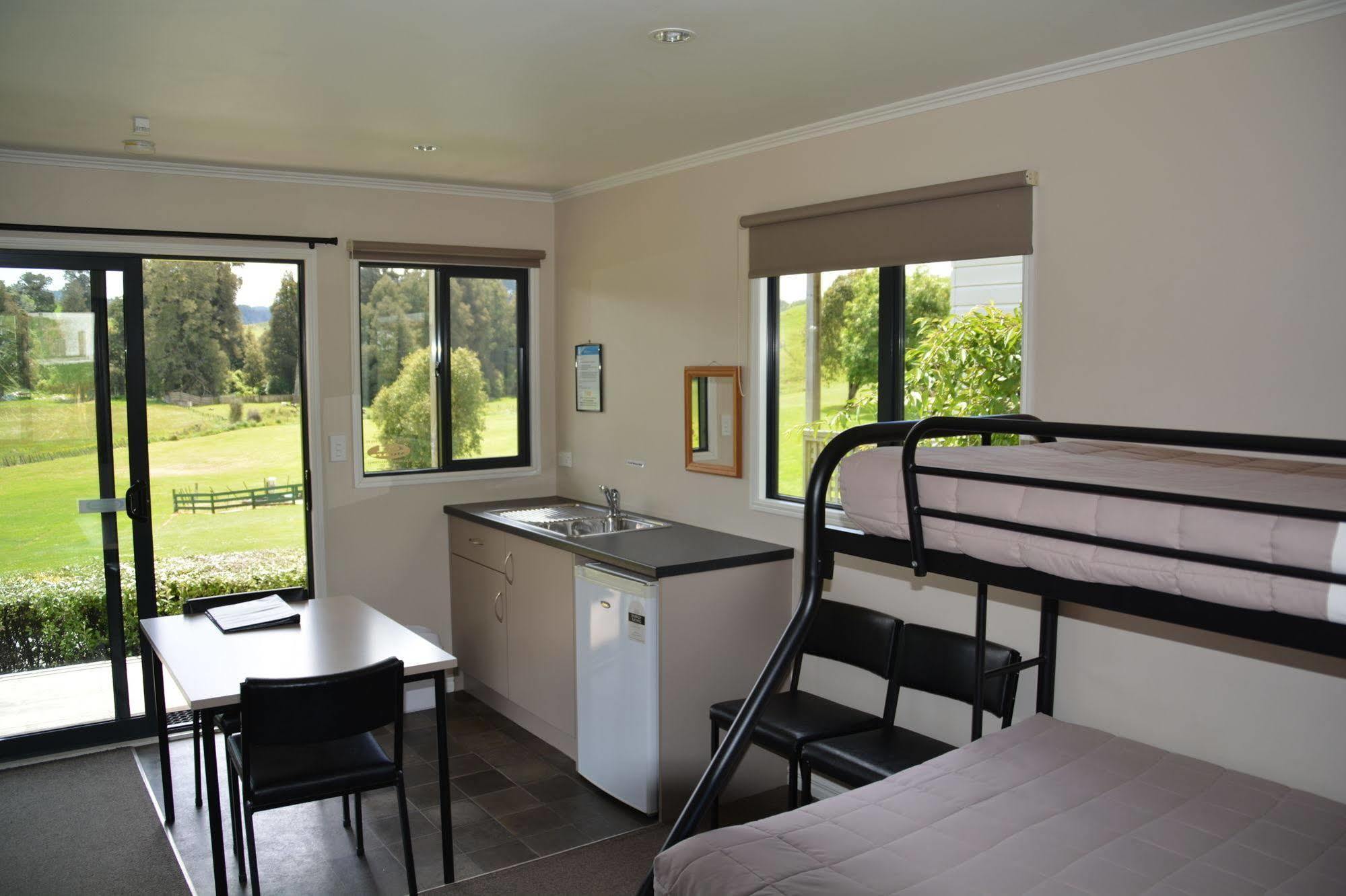 Waitomo Top 10 Holiday Park Cavernas de Waitomo Exterior foto
