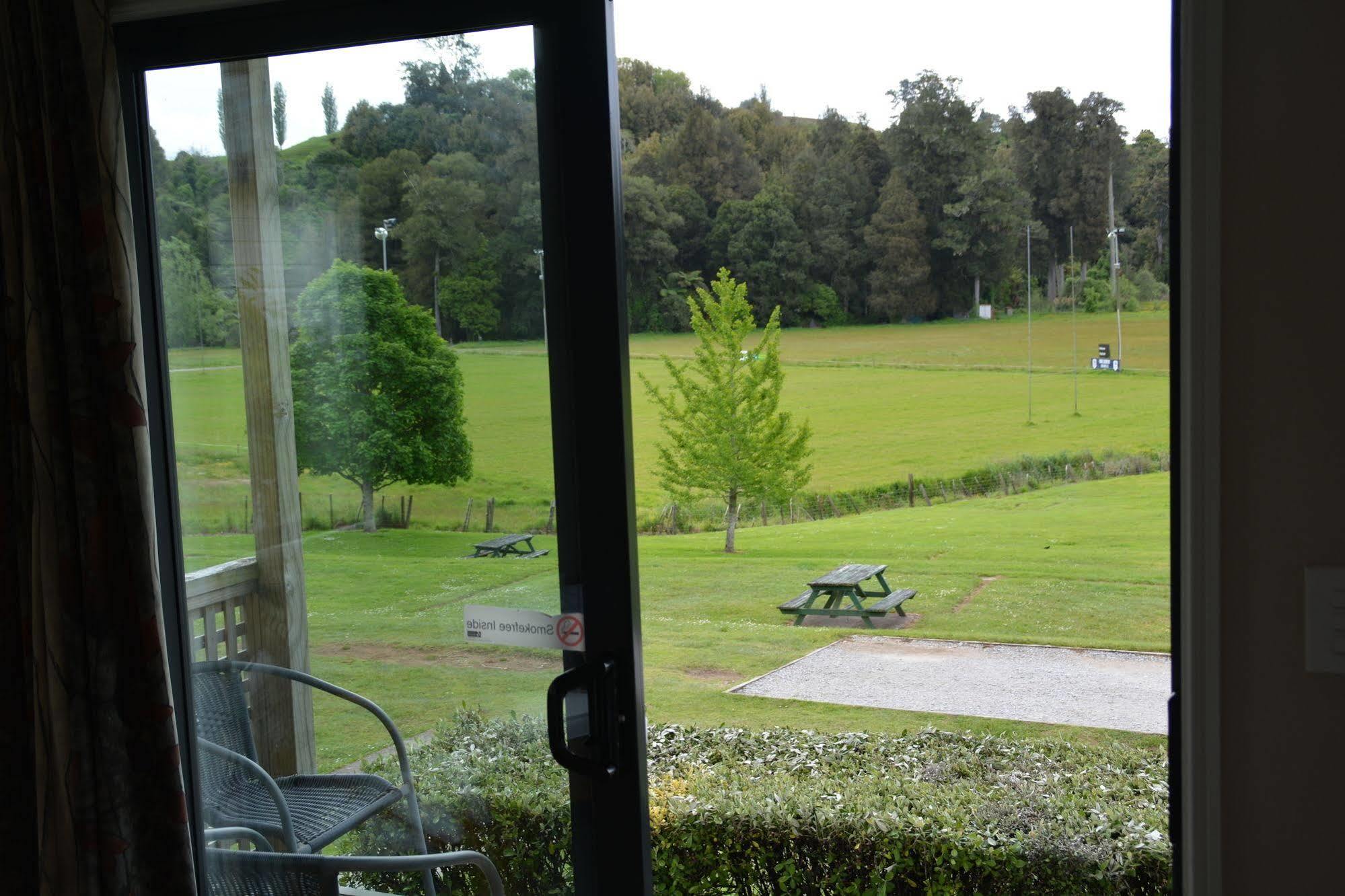 Waitomo Top 10 Holiday Park Cavernas de Waitomo Exterior foto