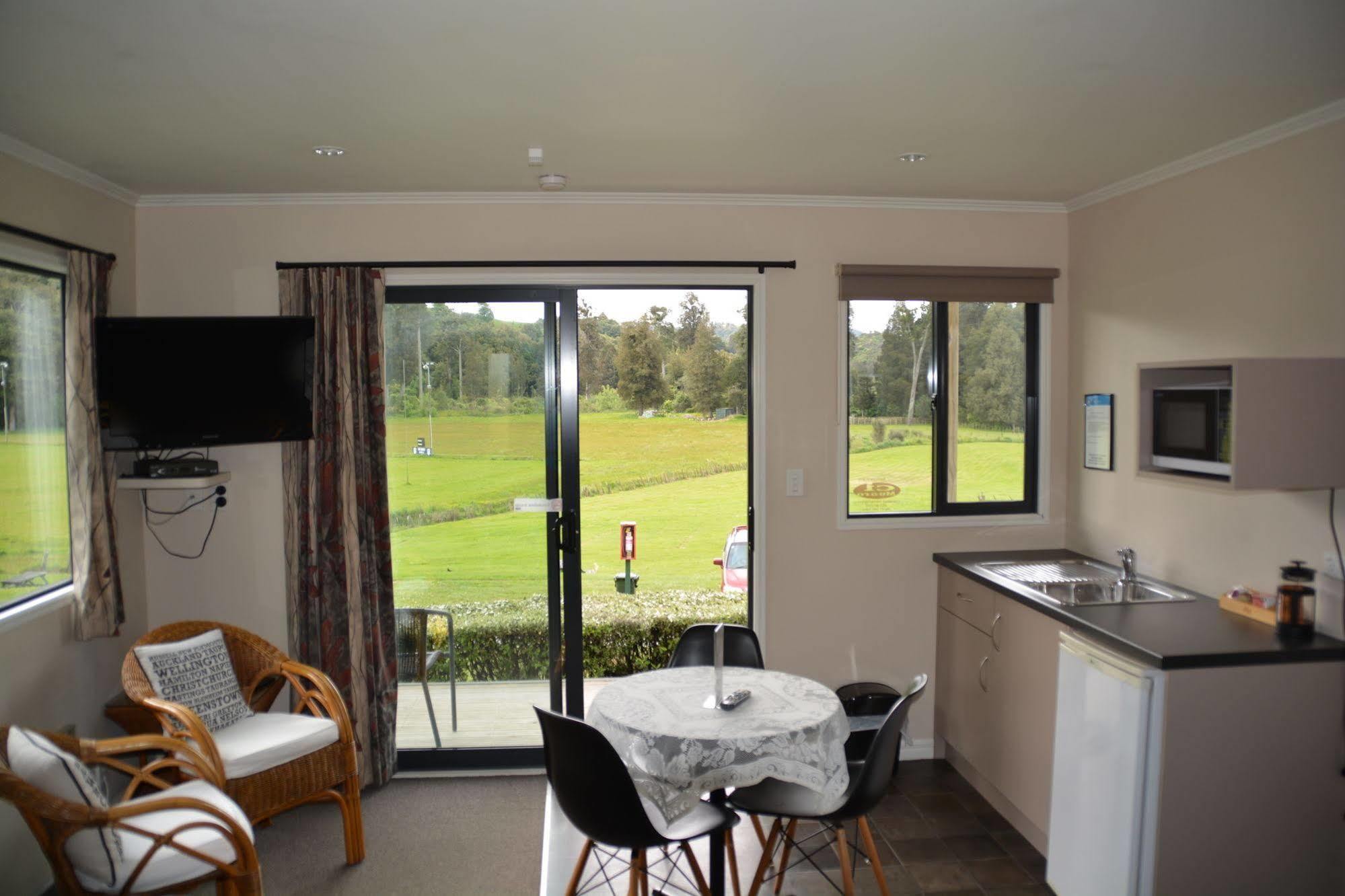 Waitomo Top 10 Holiday Park Cavernas de Waitomo Exterior foto